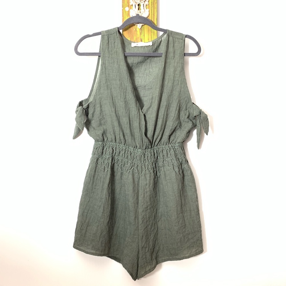 NWT The Impeccable Pig Romper